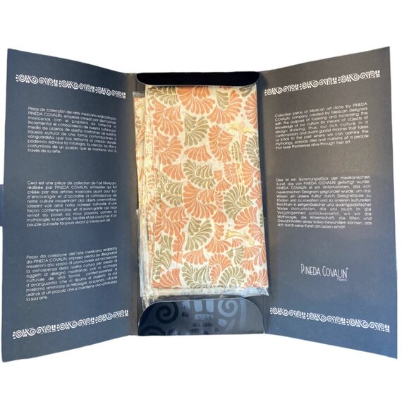 Contemporary Avant-Garde Floral Silk Shawl, Pineda Covalin (Mexico) - Picture 1 of 4